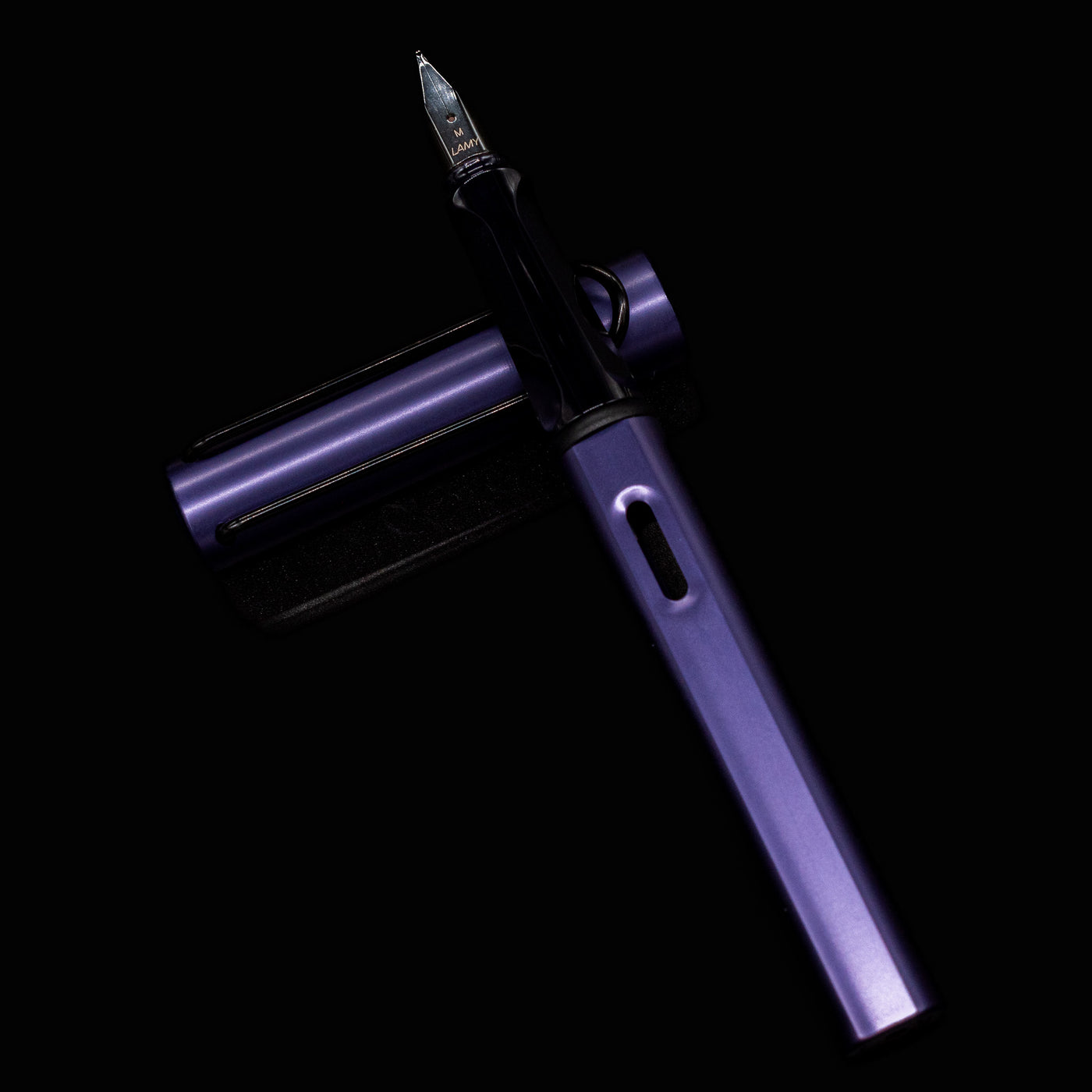 Full side view of the uncapped LAMY Al-Star Fountain Pen Dark Dusk color