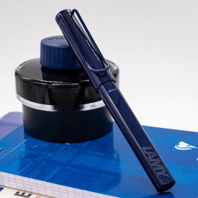 LAMY Safari Dark Dusk rollerball pen capped in matte blue-purple