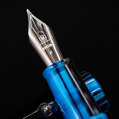 Close-up of the rhodium-plated nib on the Molteni Modelo 71 Blue Fountain Pen.
