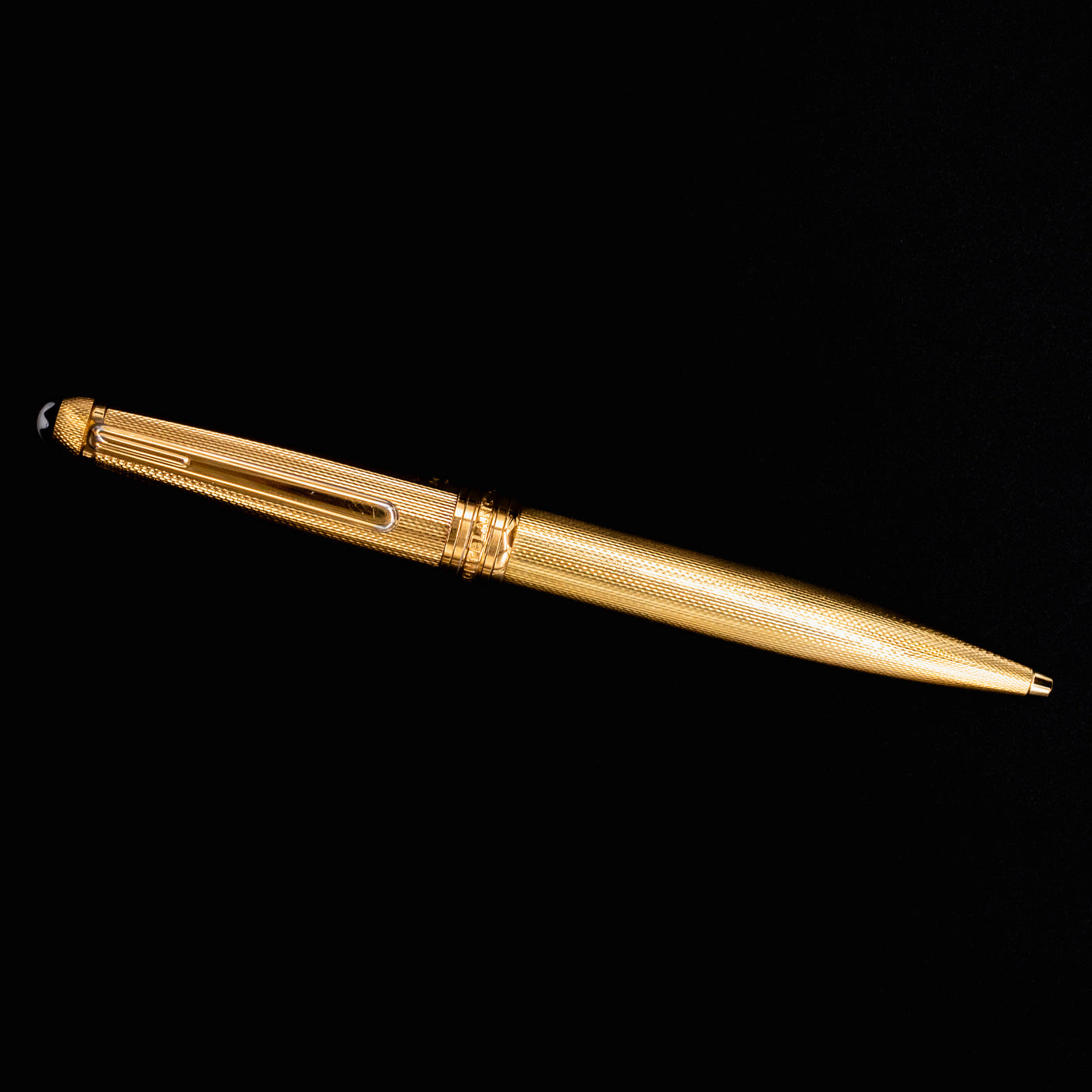 Full view of Montblanc Meisterstück 164V Solitaire Vermeil Barley Ballpoint Pen – gold barley pattern and iconic clip