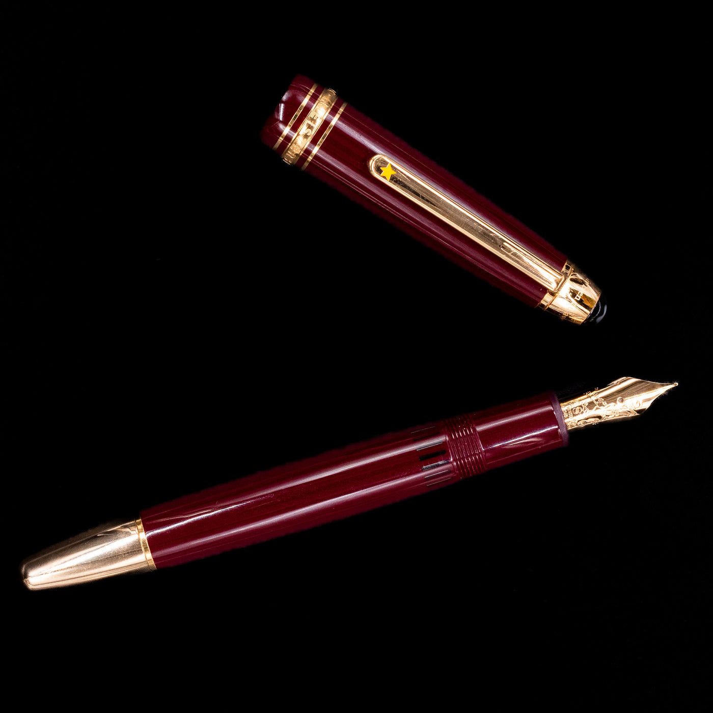 Montblanc Le Petit Prince Planet Fountain Pen bergundy red