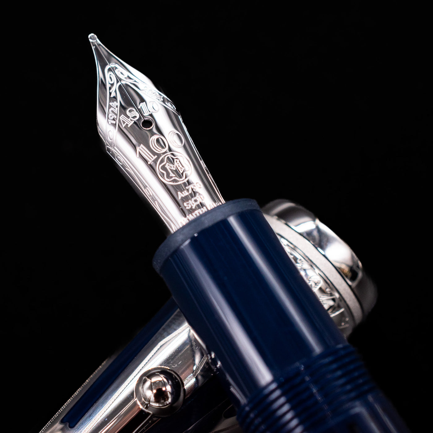 Close-up of the nib on the Montblanc Meisterstück The Origin Collection Solitaire Doue LeGrand Fountain Pen with engraved detail.