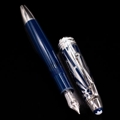 Montblanc Meisterstück The Origin Collection Solitaire Doue LeGrand Fountain Pen shown uncapped with the cap placed beside it.
