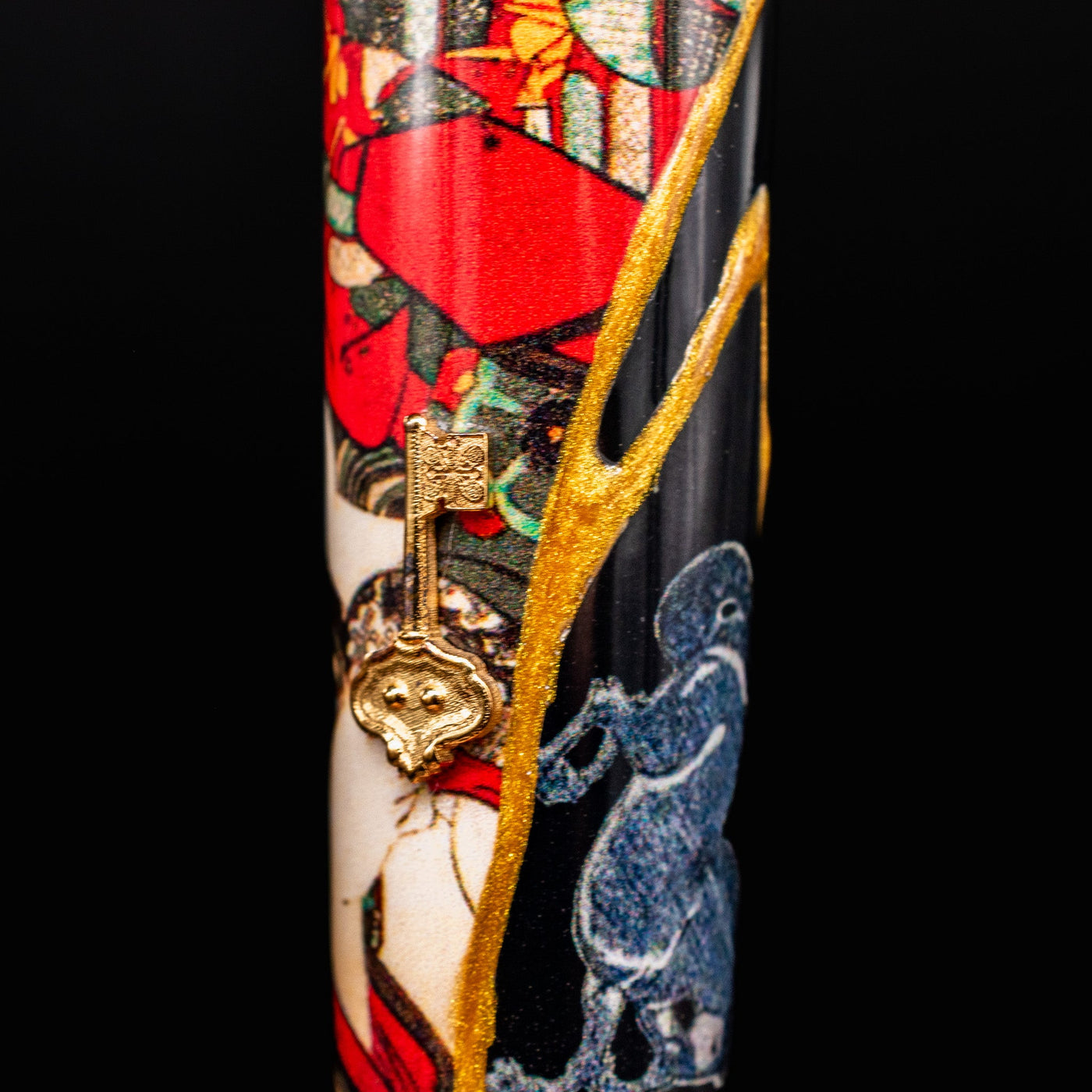 Hand-painted detail with gold vermeil key on Montegrappa Bijo-To-Yaju pen

