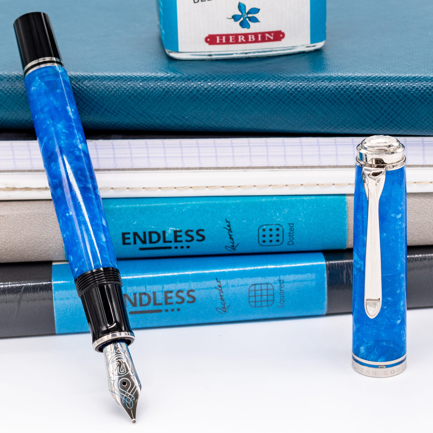 Pelikan Souveran M805 Vibrant Blue Fountain Pen – Truphae