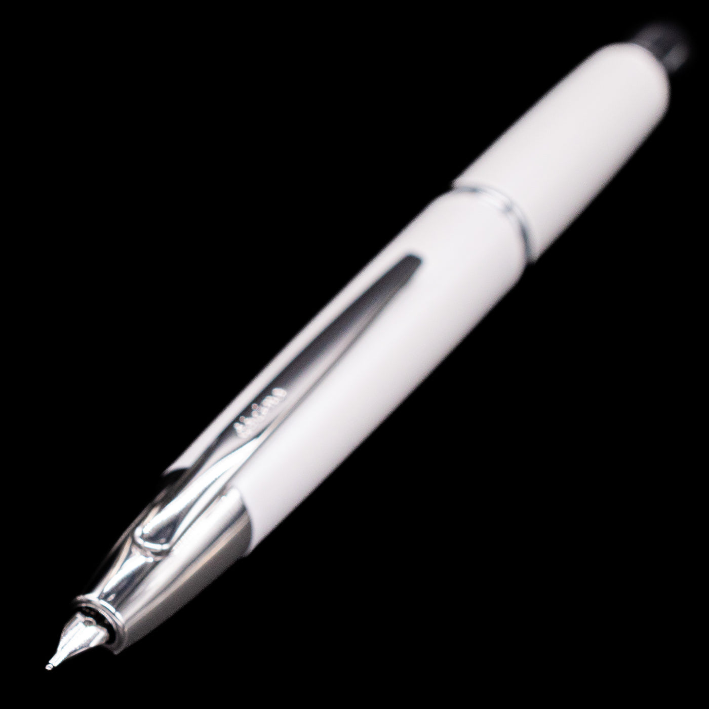 Close-up of nib and clip on the Pilot Vanishing Point Decimo Fountain Pen in White