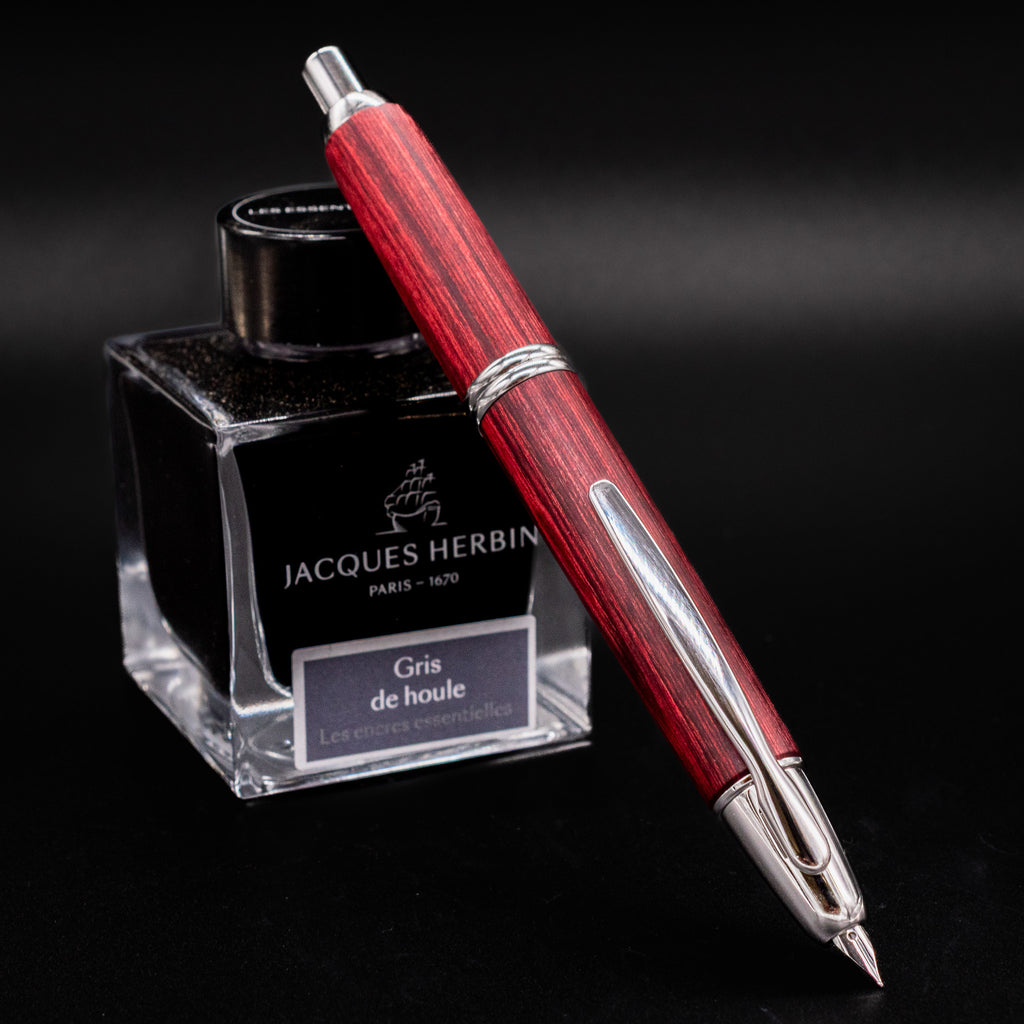 pilot-vanishing-point-red-