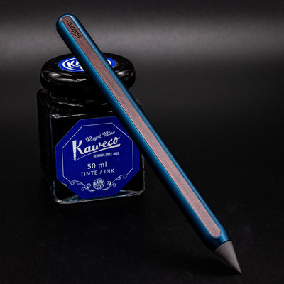 Stilform AEON Pencil Night Sky Aluminum - leaning on ink bottle