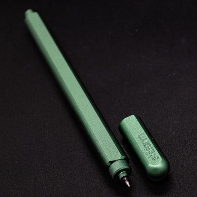 Stilform ARC Gel Pen Aurora Green - uncapped angled view from overhead