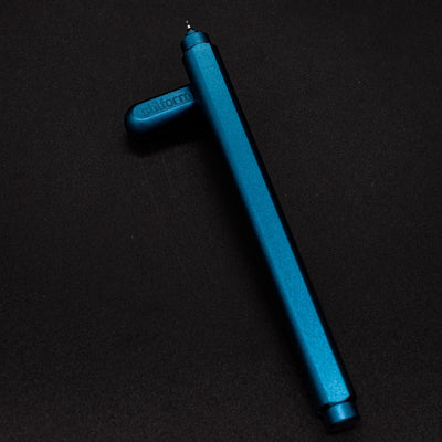 Stilform ARC Gel Pen Night Sky Aluminum - barrel leaning on cap, uncapped view