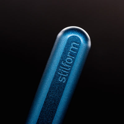 Stilform INK Fountain Pen Night Sky – closeup of Stilform logo on barrel