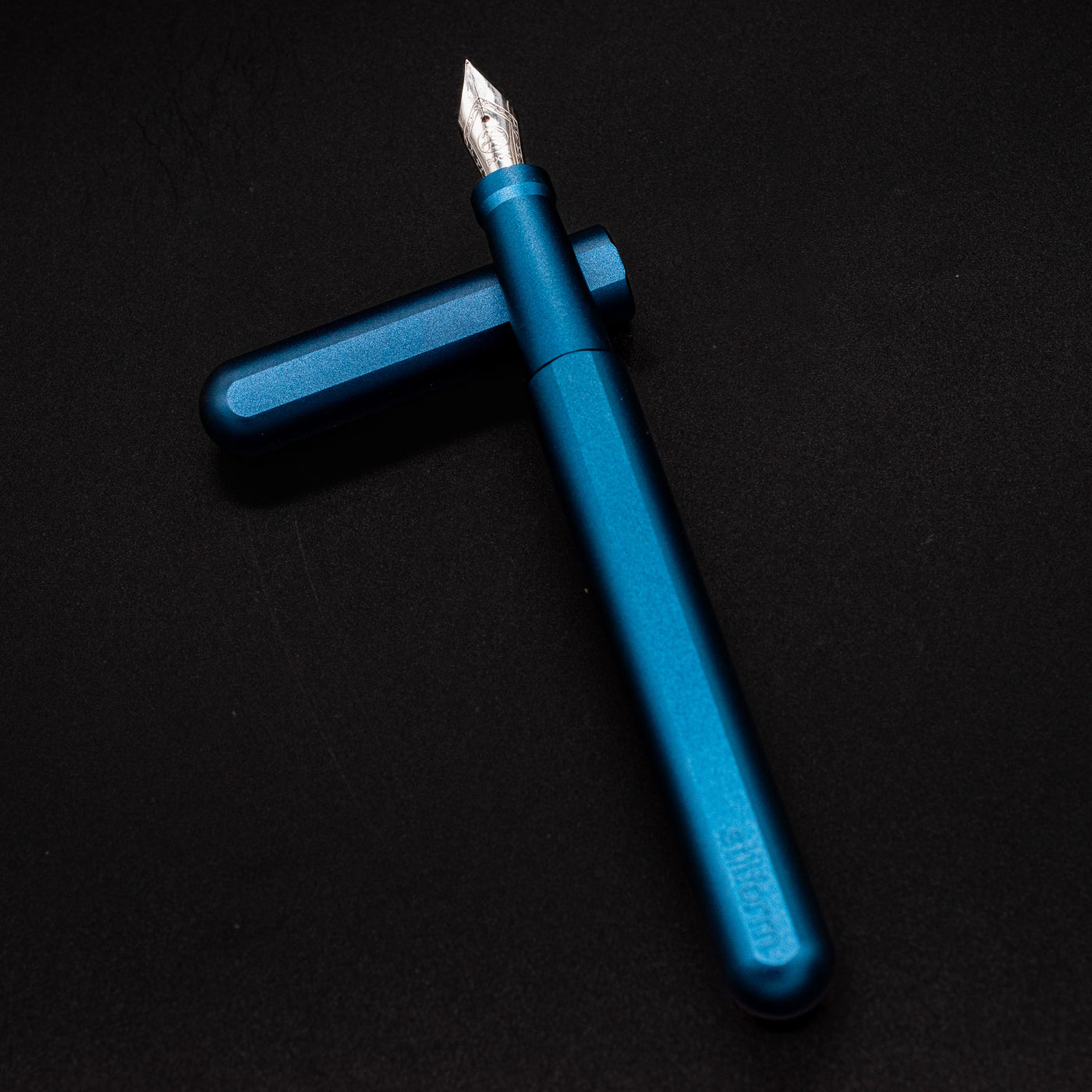 Stilform INK Fountain Pen Night Sky – barrel leaning on cap, uncapped view