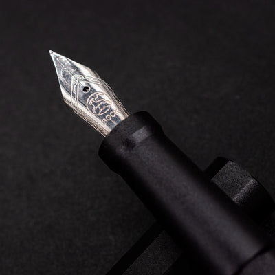 Stilform INK Fountain Pen Titanium DLC – detailed closeup of fountain pen nib