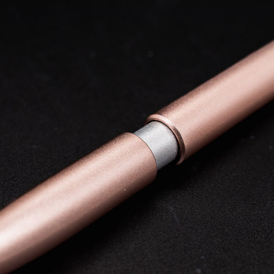 Stilform PEN Ballpoint Pen Rose Moon Aluminum - closeup of magnetic snapping mechanism