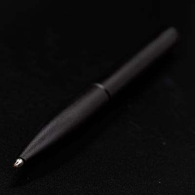 Stilform PEN Ballpoint Pen Warp Black - closeup view of ballpoint tip