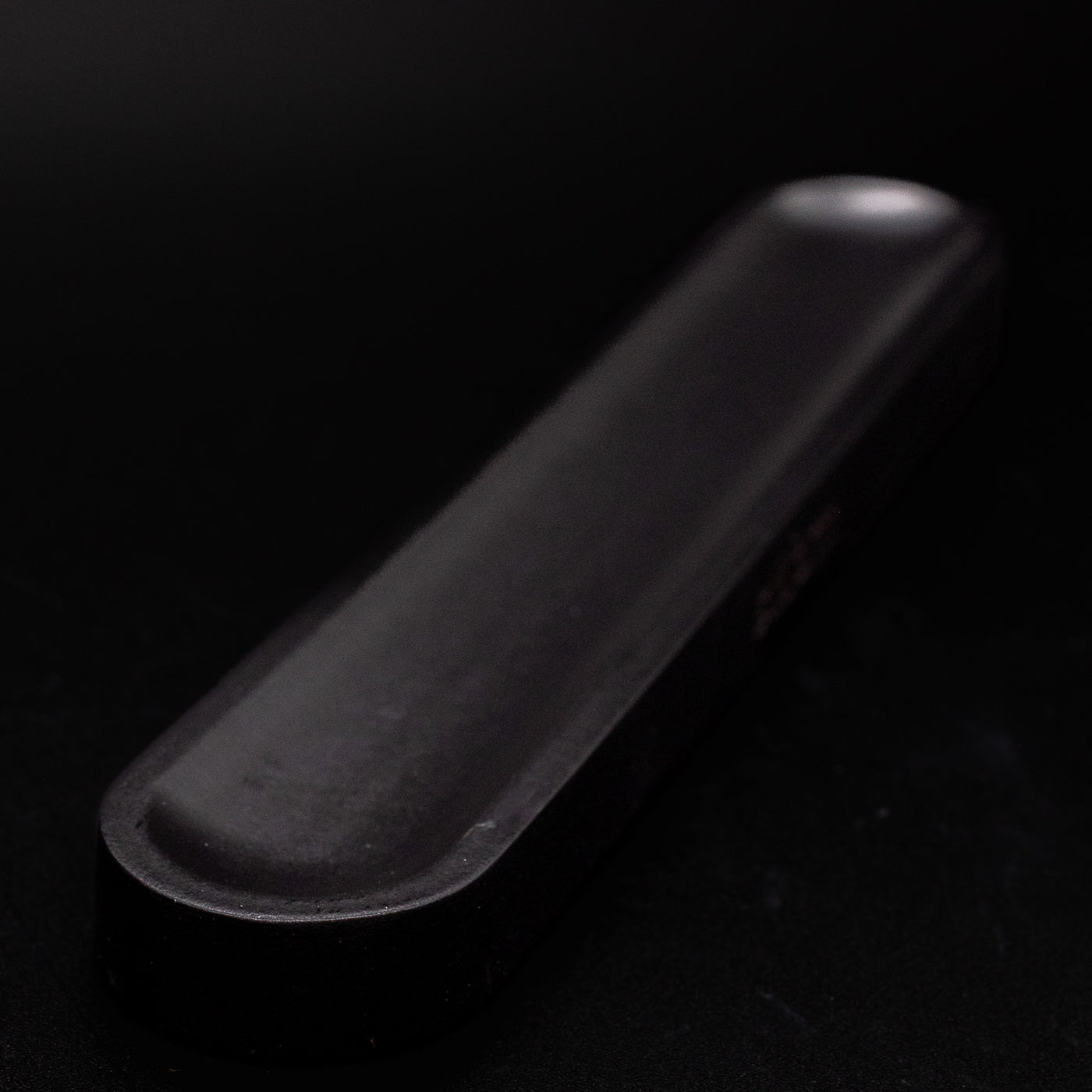 Stilform Wooden Pen Holder Ebony - long angle perspective