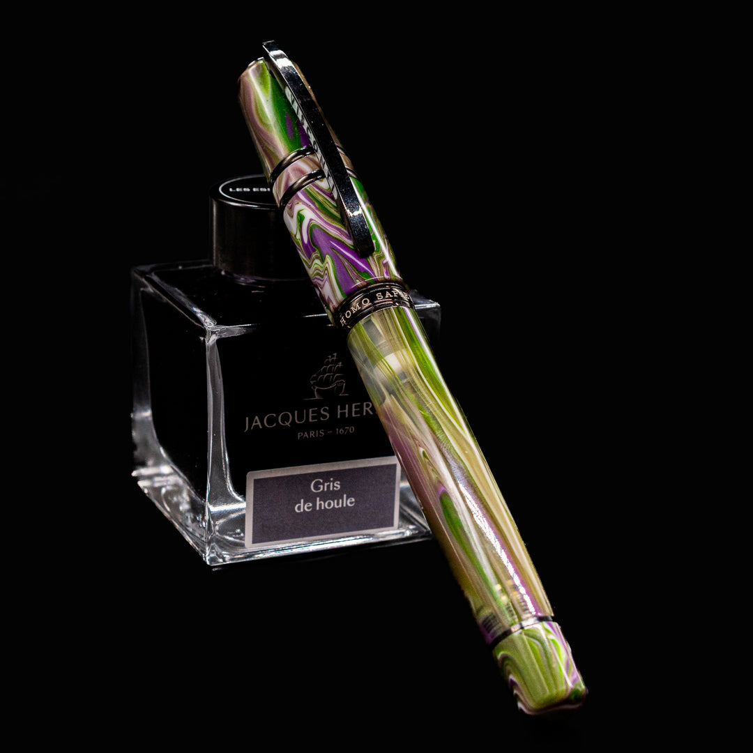visconti-homo-sapiens-lotus-