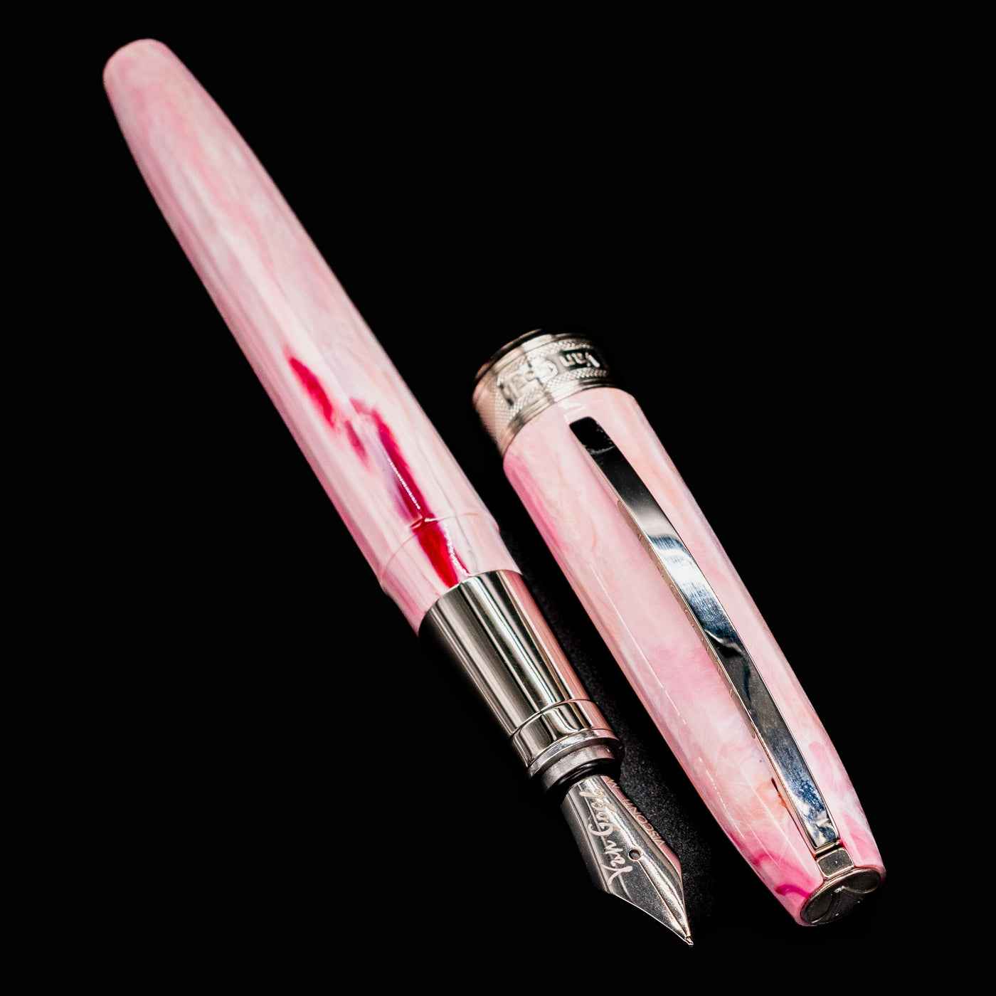 Full view of uncapped Visconti Van Gogh Souvenir de Mauve Fountain Pen showing grip section and cap