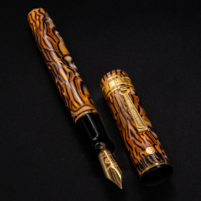 Wahl Eversharp Decoband Fountain Pen - Cracked Ice pattern with cap removed