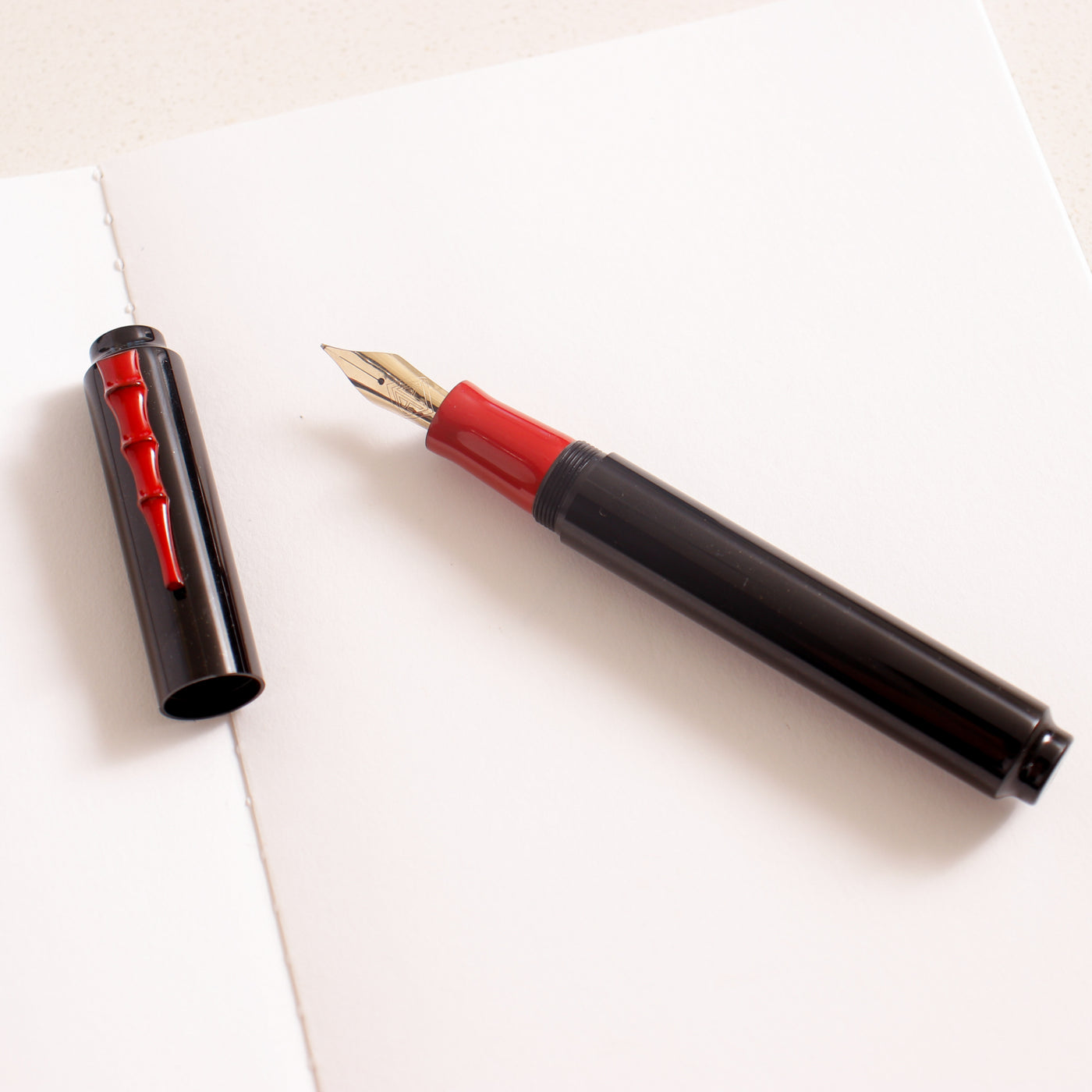 Black Red Urushi Fountain Pen