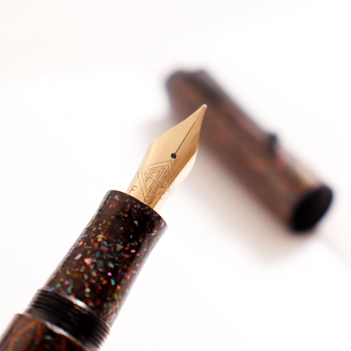 Gabion Smooth Clip Fountain Pen