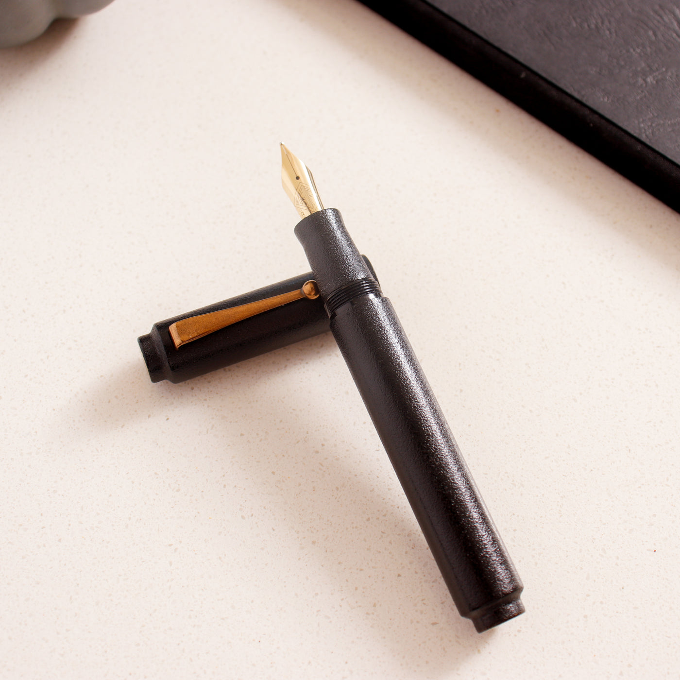 Ishiji Fountain Pen