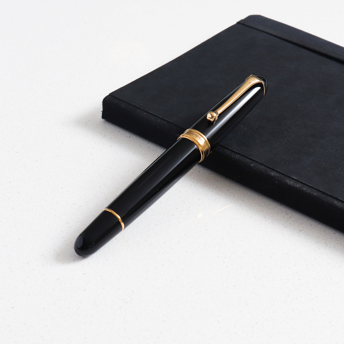 88 Black & Gold Fountain Pen