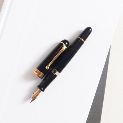 88 Black & Gold Fountain Pen