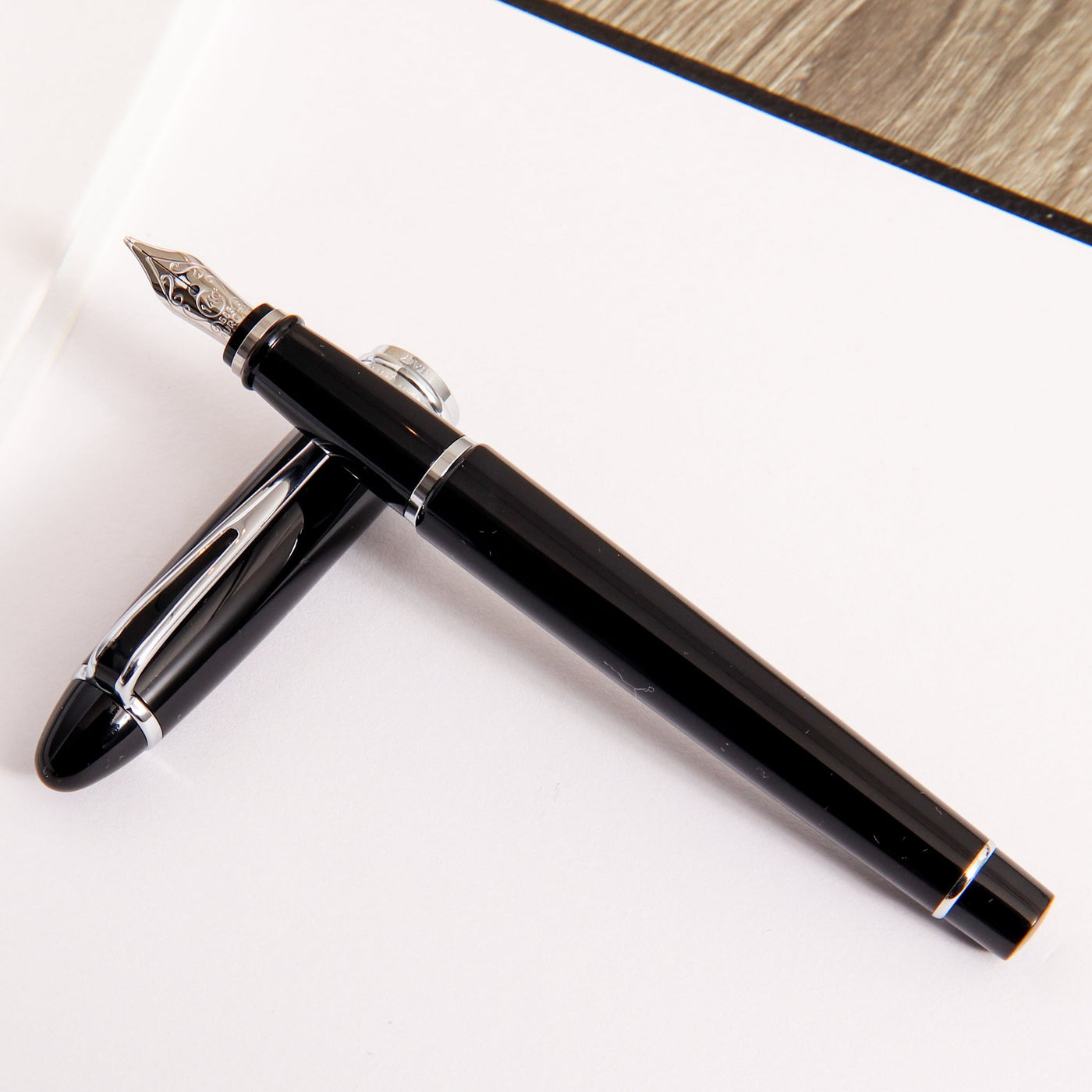 Aurora Ipsilon Deluxe Black & Chrome Fountain Pen