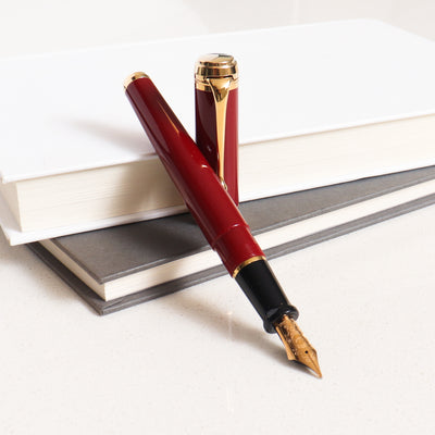 Aurora Talentum Burgundy & Gold Fountain Pen