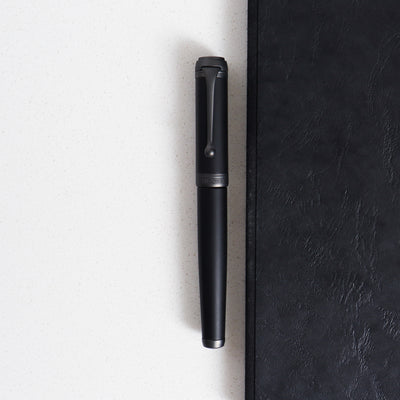 Aurora Talentum Full Black Fountain Pen