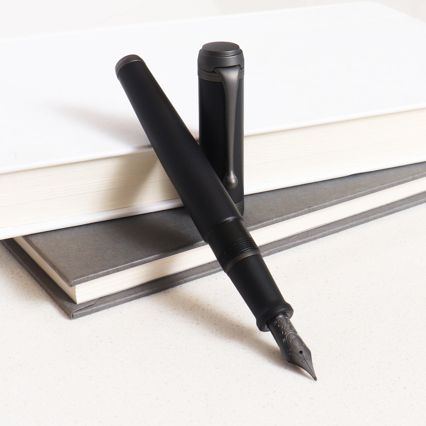 Aurora Talentum Full Black Fountain Pen