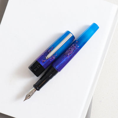 Euphoria Scent of Irises Fountain Pen