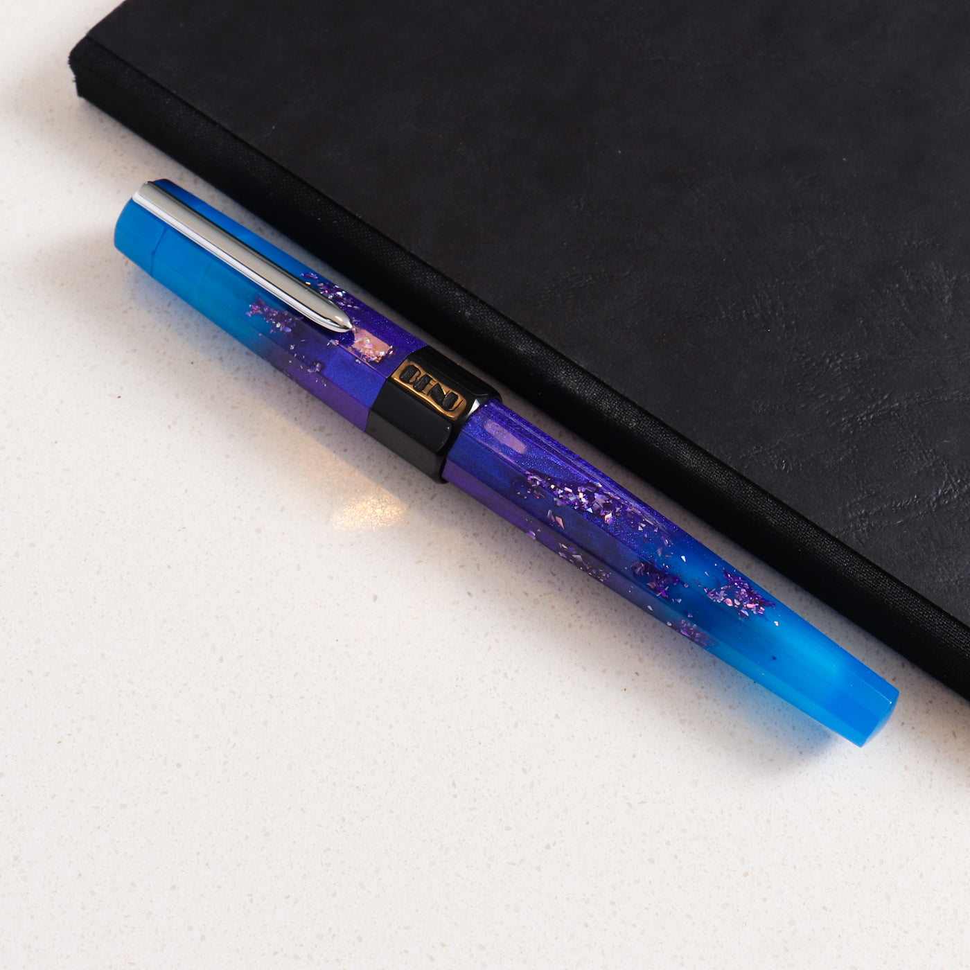 Euphoria Scent of Irises Fountain Pen