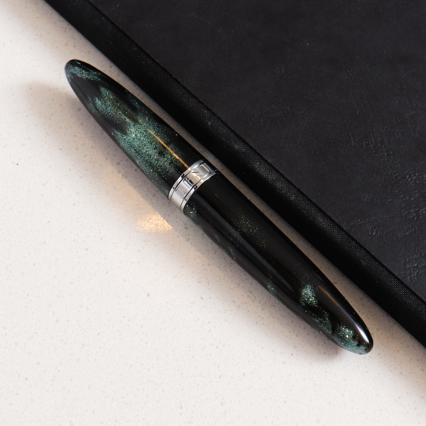 Minima Mystical Green Silver Fountain Pen