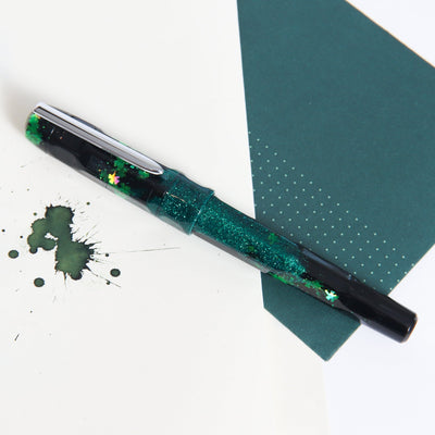 BENU Talisman Four Leaf Clover Fountain Pen Capped