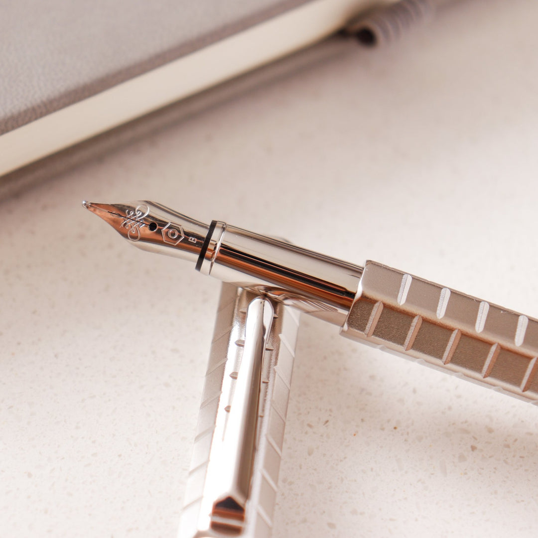 Caran D'Ache Ecridor Fountain Pen - Avenue – Truphae