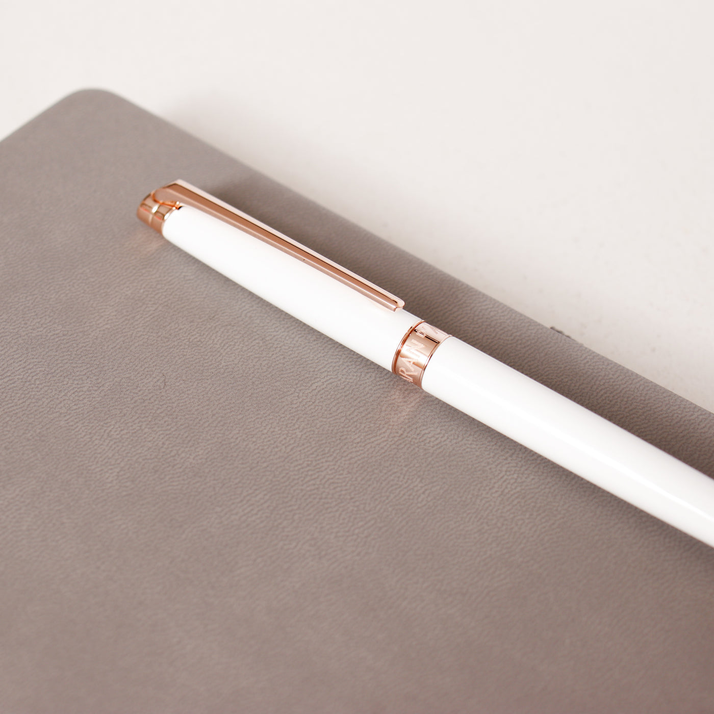 Caran D'Ache Leman Slim White & Rose Gold Fountain Pen