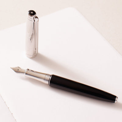 Caran D'Ache Leman V2 Bicolor Black & Silver Fountain Pen