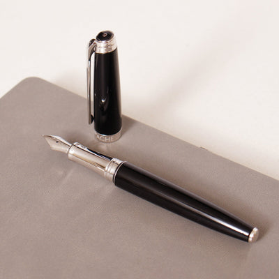 Caran D'Ache Leman V2 Ebony Black Fountain Pen