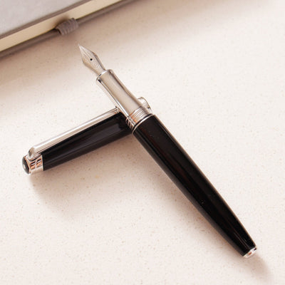 Caran D'Ache Leman V2 Ebony Black Fountain Pen