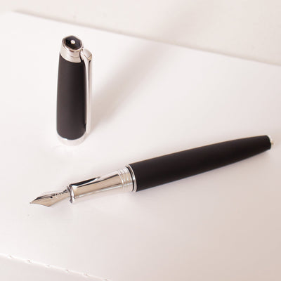 Caran D'Ache Leman V2 Matte Black Fountain Pen