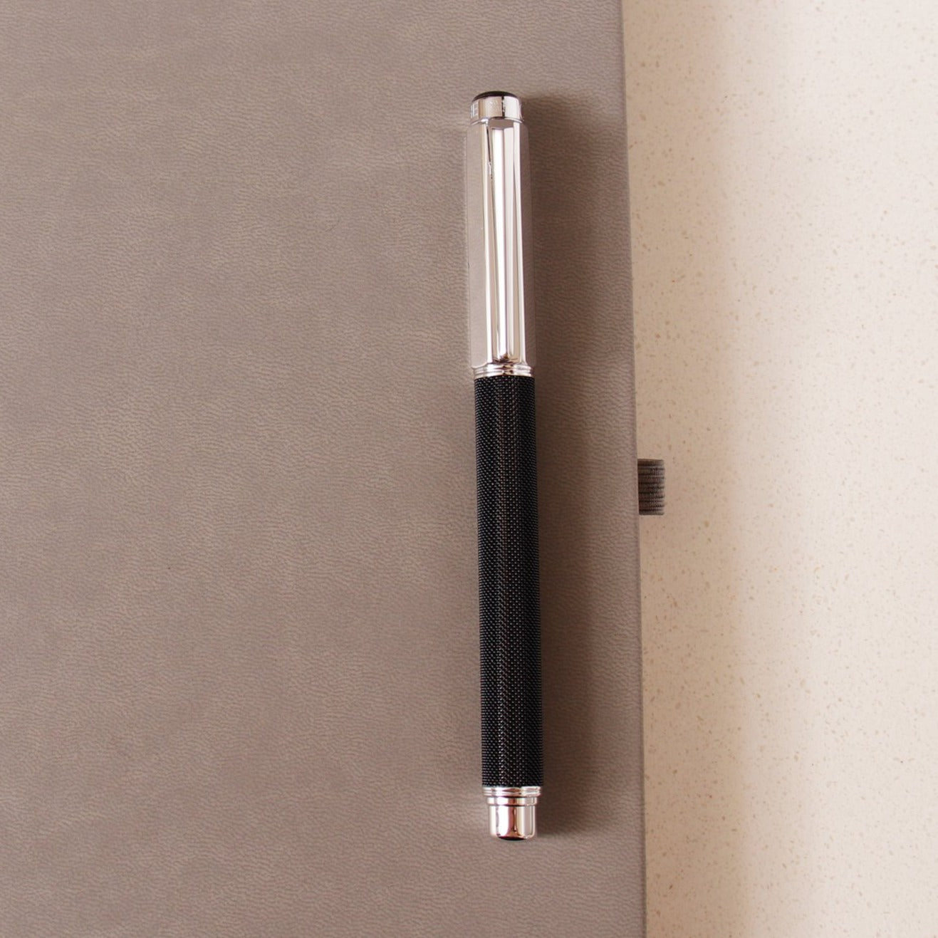 Caran D'Ache Varius Ivanhoe Black Fountain Pen