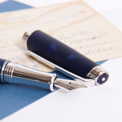 Caran d'Ache Leman Bleu Marin Fountain Pen Nib Details