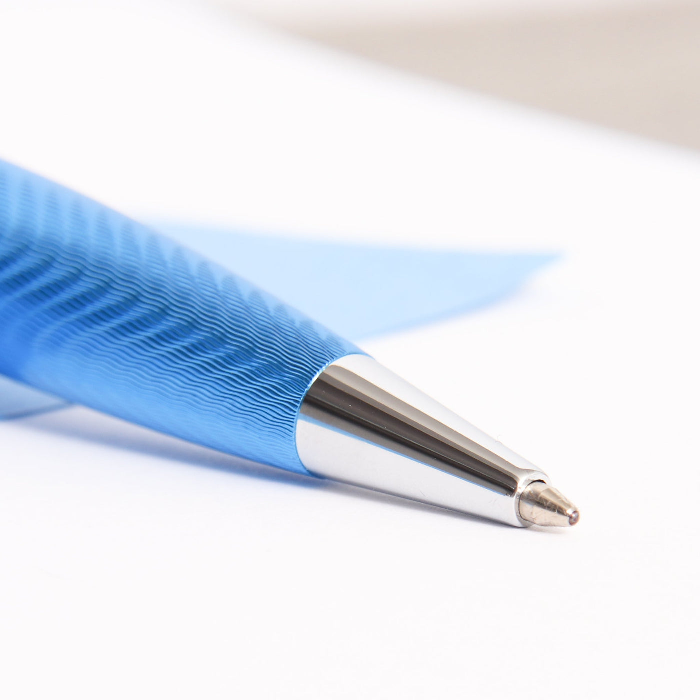 Conklin-Herringbone-Signature-Blue-Ballpoint-Pen-Tip