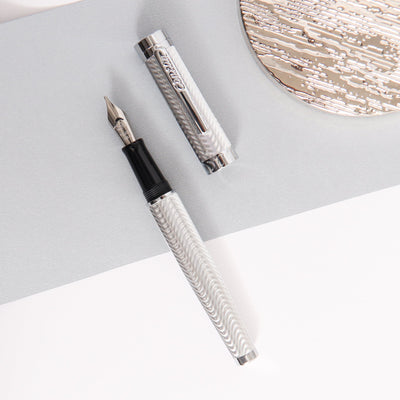 Conklin-Herringbone-Signature-Silver-Fountain-Pen-Metal-Barrel