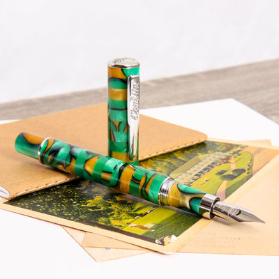Conklin-Stylograph-Mosaic-Green-Brown-Fountain-Pen-Uncapped