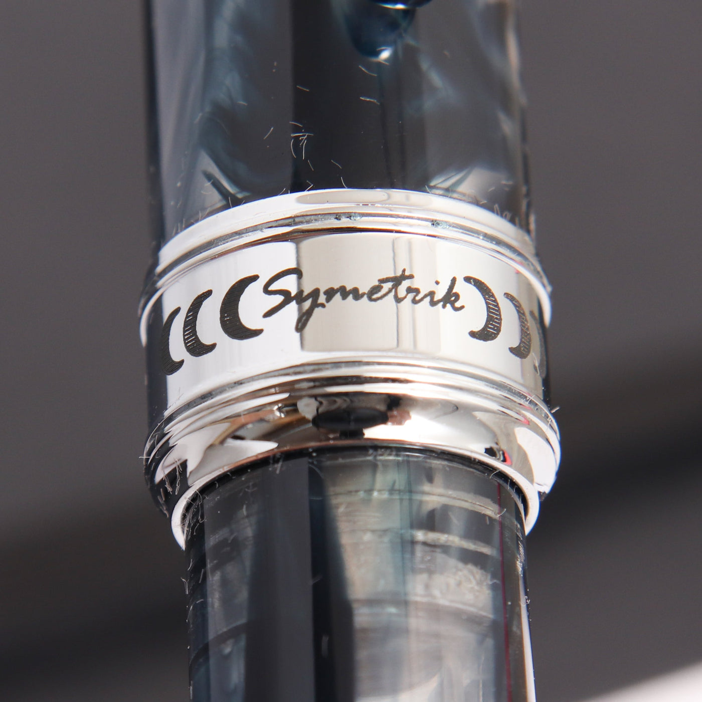 Conklin Symetrik Supernova Sunday Fountain Pen Center Band