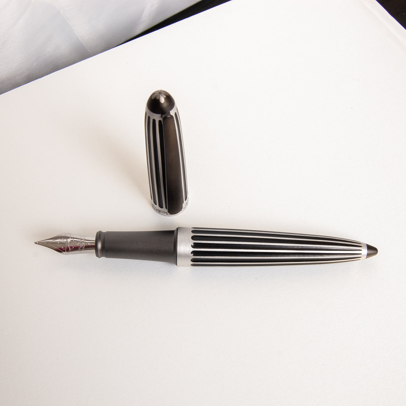 Diplomat Aero Black Stripes Fountain Pen