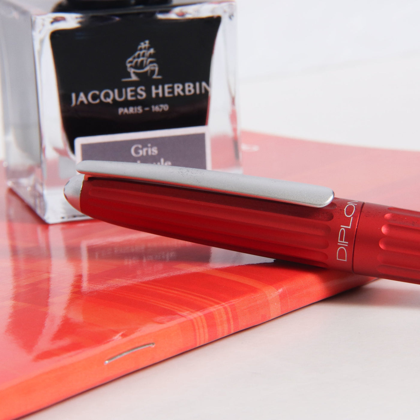 Diplomat Aero Red EasyFlow Ballpoint Pen Clip